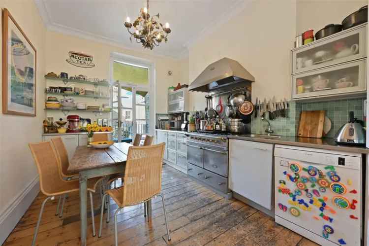 5 Bedroom House to Rent Shepherds Bush