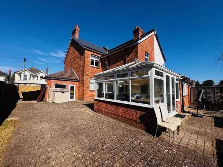 4 Bedroom House for Students Sharers Zero Deposit Available