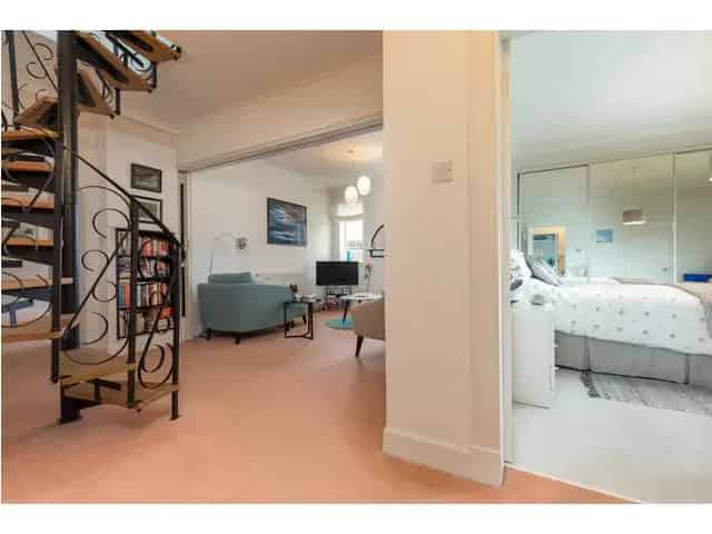 4 Bedroom Detached Bungalow For Sale