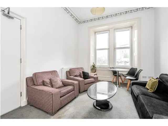 3 bedroom flat  for sale