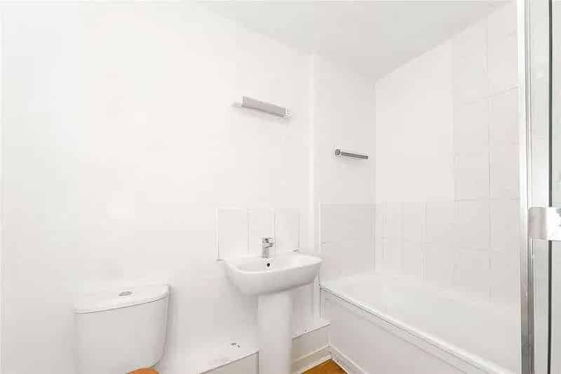 1 bed flat for sale