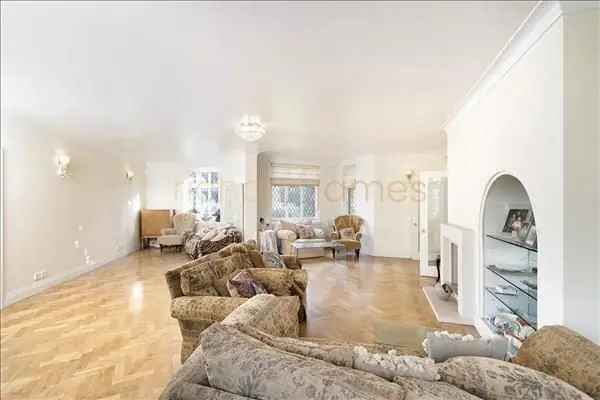 Detached house for sale in Canons Drive, Edgware, London HA8