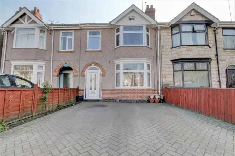 3 Bedroom Terraced House to Rent