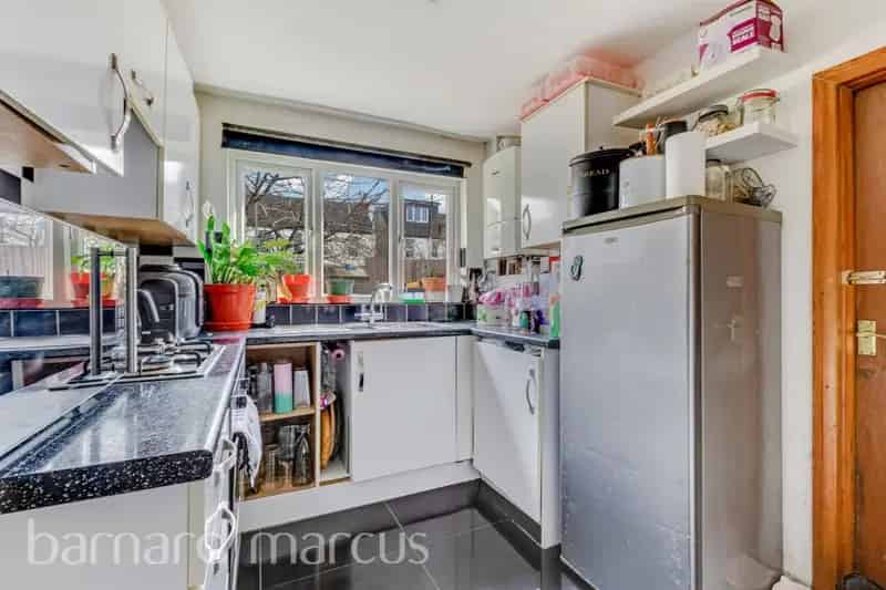 3 Bed House with Loft Conversion Near West Croydon Station