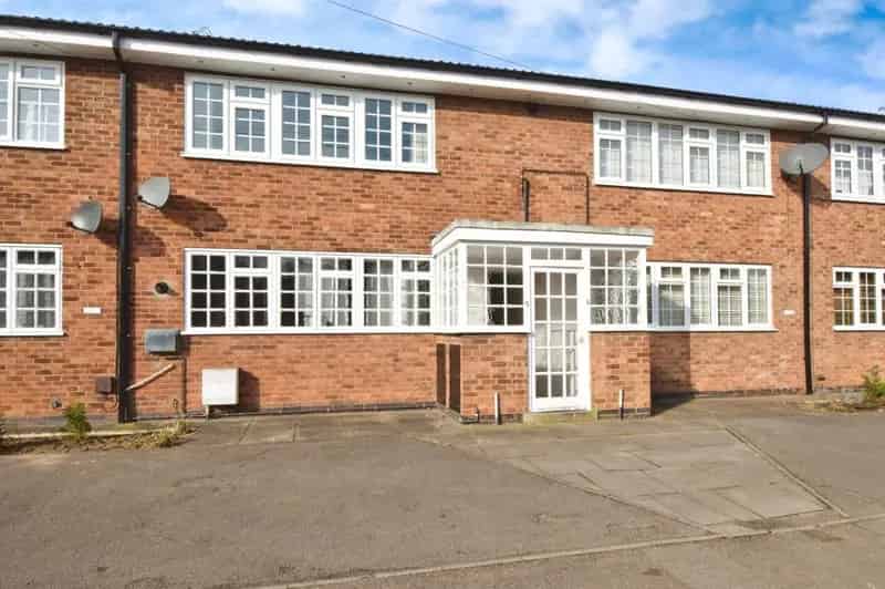 Great Glen First Floor Apartment Modern Living Two Bedrooms Private Carport