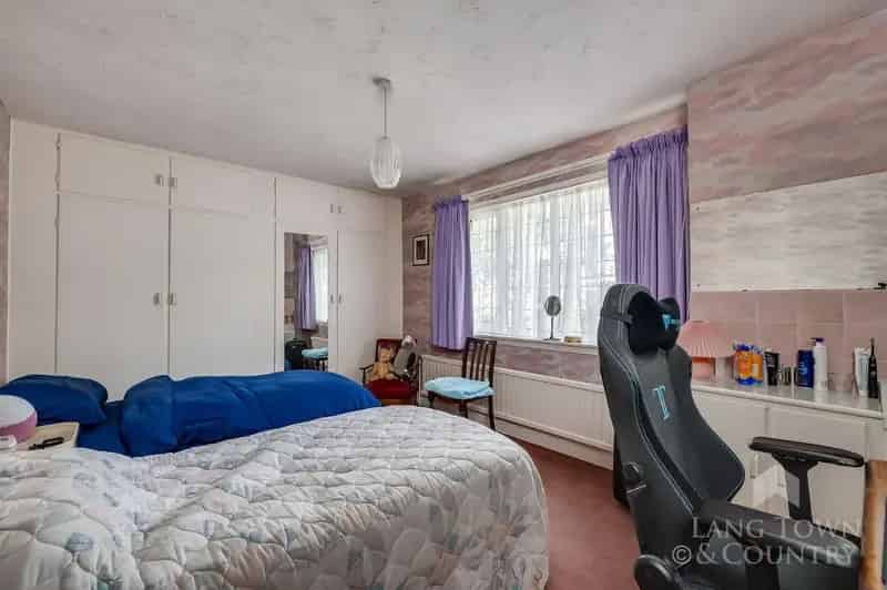 5 Bedroom House for Sale in Mannamead