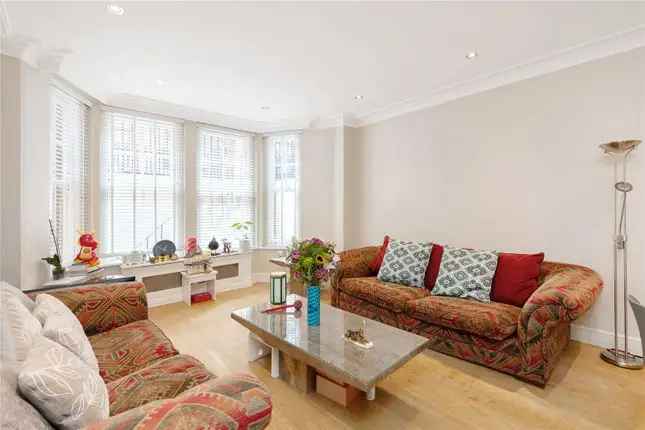 Flat for sale in Hans Rd, London SW3