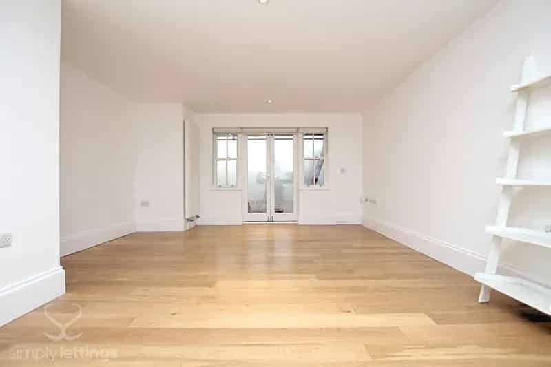 2 Bedroom Flat House to Rent in Brighton - 3 Month Let