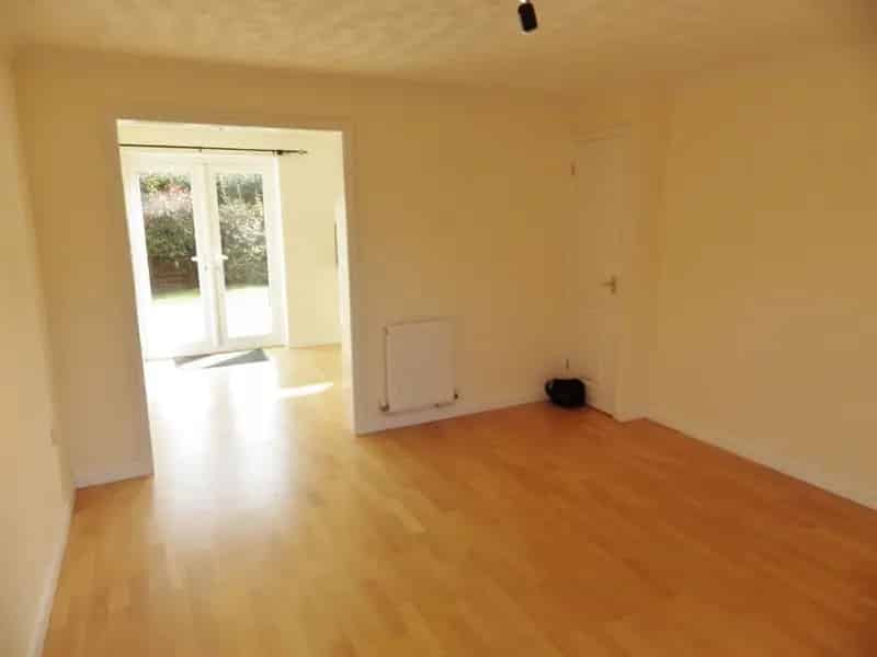 3 bedroom House
 To Rent