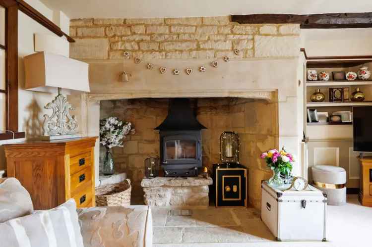 5 Bedroom Cotswold Grade II Listed House For Sale