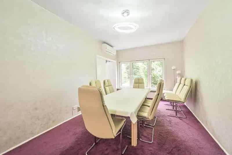 5 Bed House for Sale in Hendon