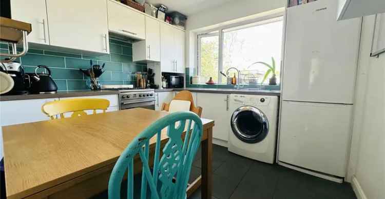 2 Bedroom Maisonette for Sale