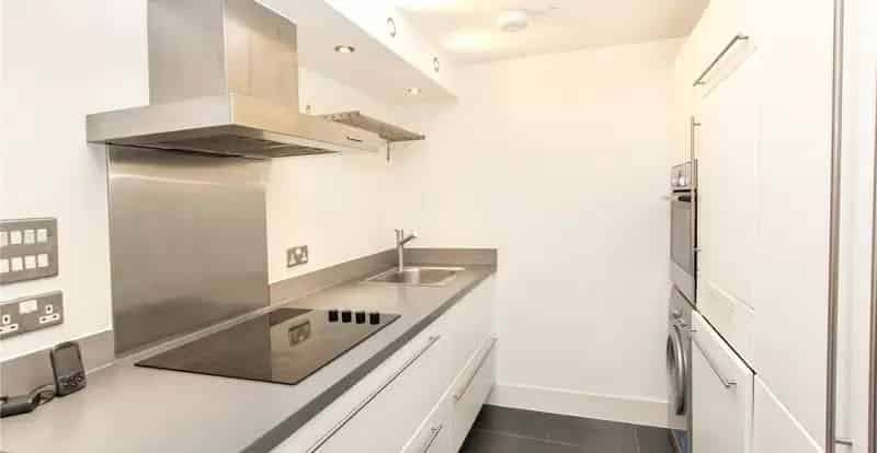 1 Bedroom Apartment for Sale near Woolwich Stations