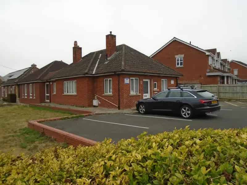 Semi Detached Office with Parking Trowbridge