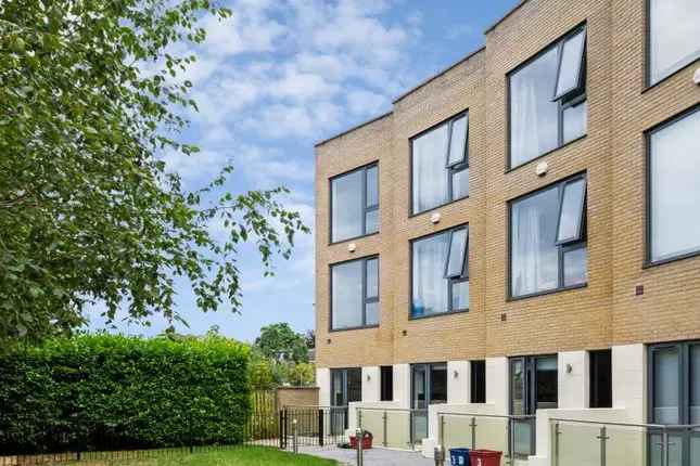 End terrace house for sale in Gunnersbury Mews, Gunnersbury W4