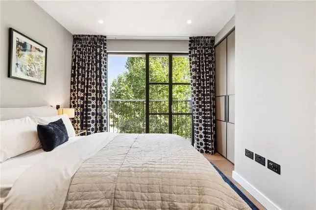 Flat for sale in Cleveland Street, London W1T