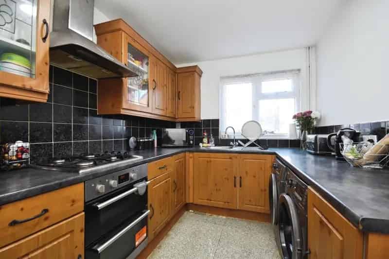 3 Bed House Chelmer Village Garage Garden