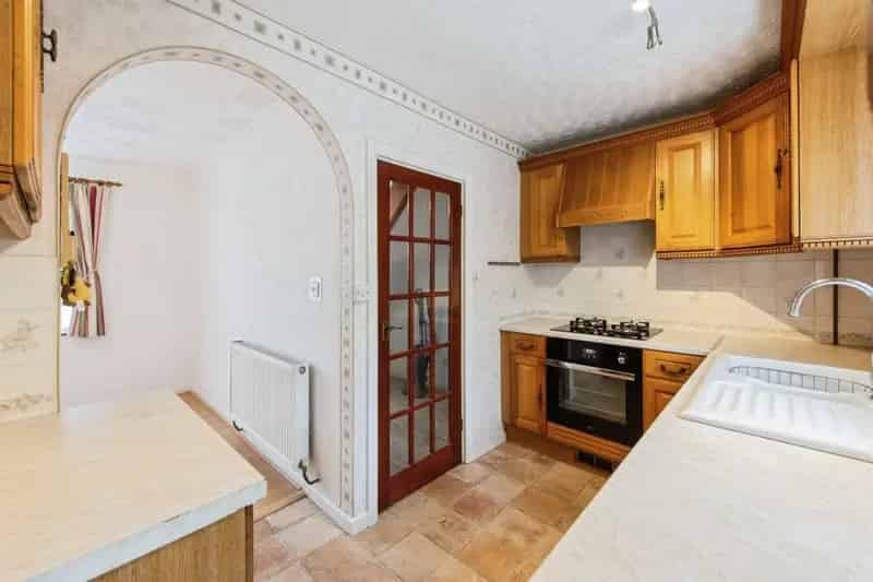 Three Bedroom Semi Detached House Newtown