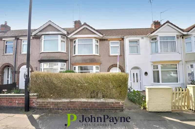 3 Bedroom Terraced House For Sale