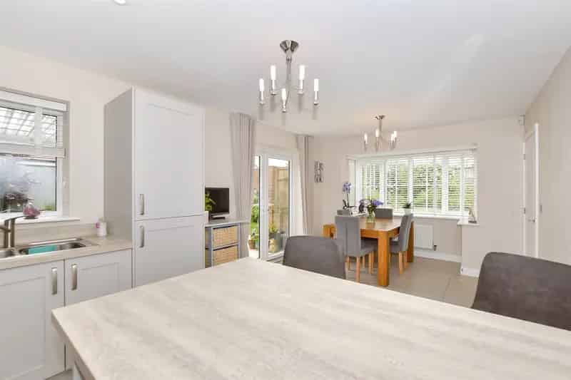4 Bedroom Detached House for Sale Lenham Village
