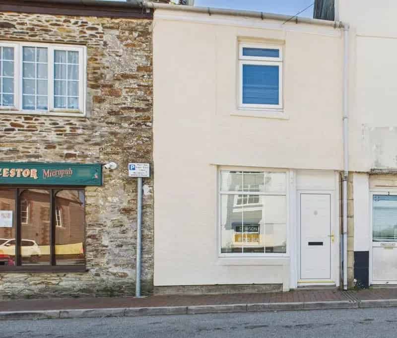 2 Bedroom Terraced House for Sale in Callington