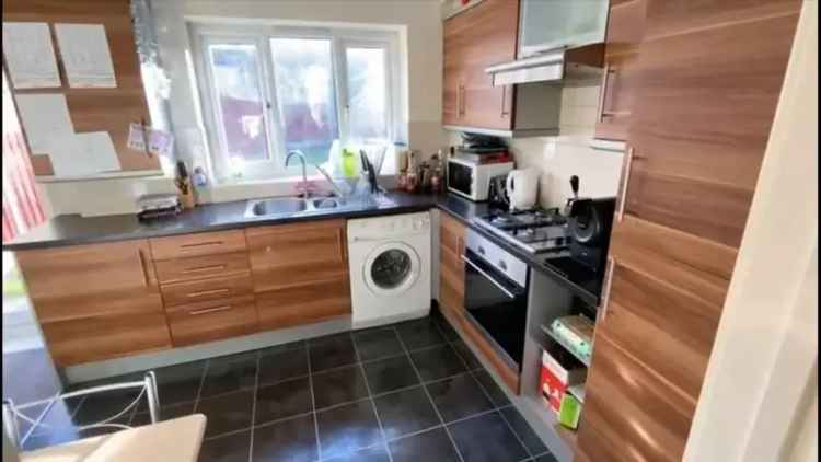 4 bedroom house share to rent