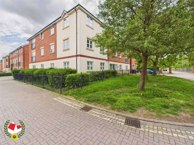 2 bedroom apartment for sale