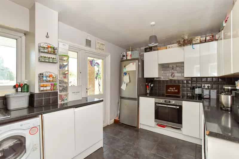 4 Bedroom Bungalow for Sale