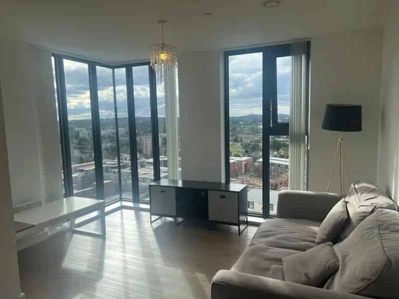 2 Bedroom Apartment to Rent - Fully Furnished - Available August 25, 2025