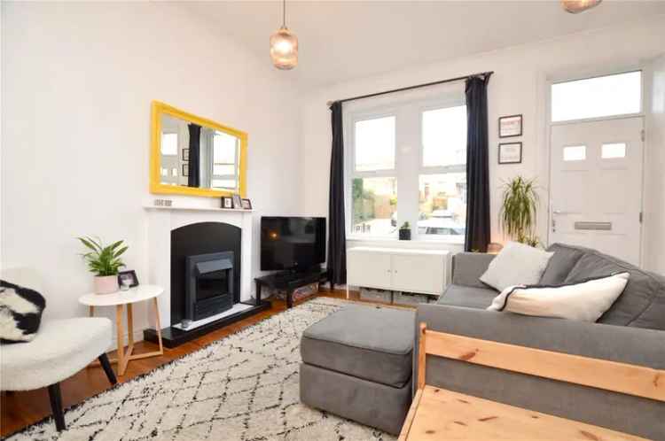 House For Sale in Leeds, England