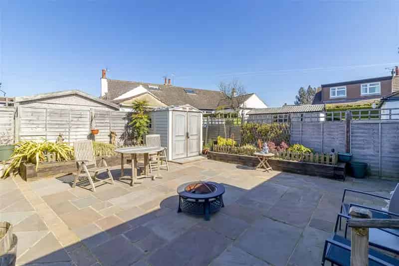 2 Bedroom Semi Detached Bungalow House to Rent