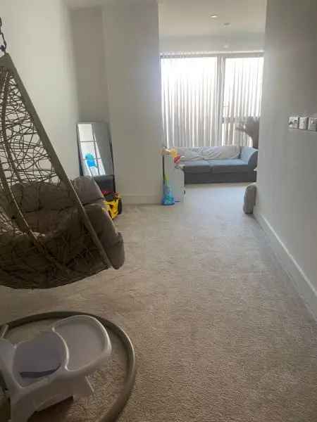 Flat For Rent in London, England