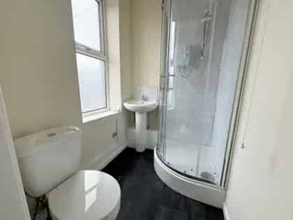 1 Room Studio Flat Leeds 28m²