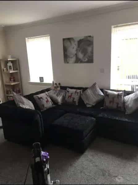 3 Bedroom Semi Detached House Weymouth Close to Amenities