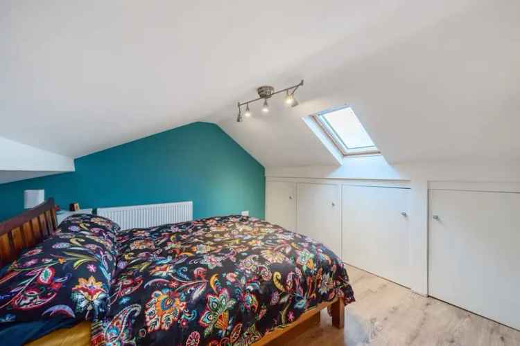 2-Bedroom Period Conversion Near Bruce Grove Station