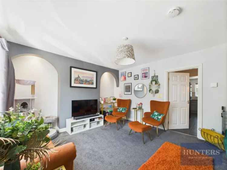 3 Bedroom House For Sale Extended Family Home Near Cheltenham