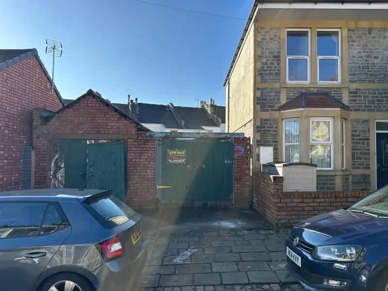 0 Bedroom Plot House to Rent