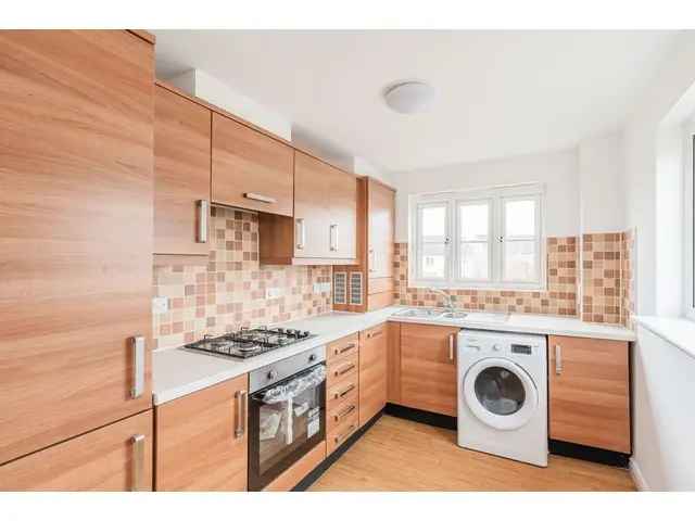 2 Bedroom Flat for Sale in Prestonpans