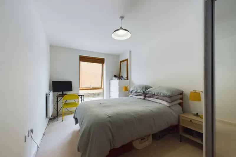 Battersea Clapham Junction Flat near Parks and Thames Path