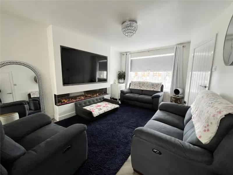 4 Bedroom Semi Detached House for Sale Castle Bromwich
