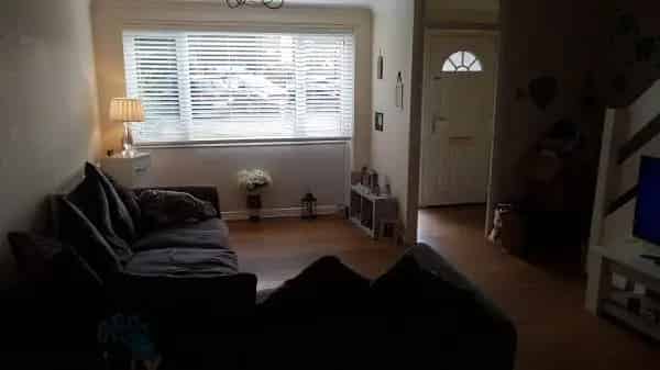 3 Bed Corner House End Terrace Lovely Garden