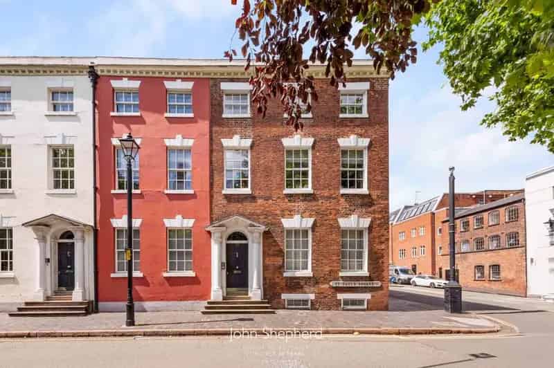 1 Bedroom Duplex Apartment for Sale in Birmingham St Pauls Square