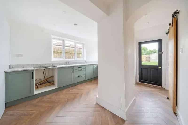 3 Bed House for Sale St Barts Catchment - Full Refurbishment