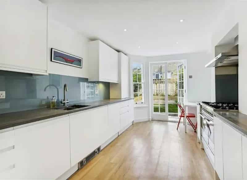 Freehold Home with Double Reception and Sizeable Garden