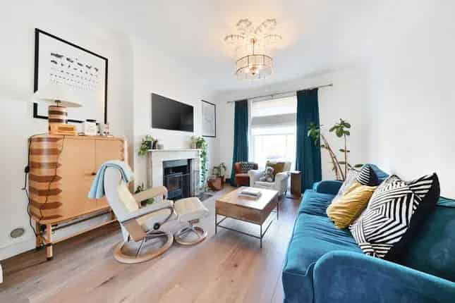 5 Bedroom House for Sale in London SW8