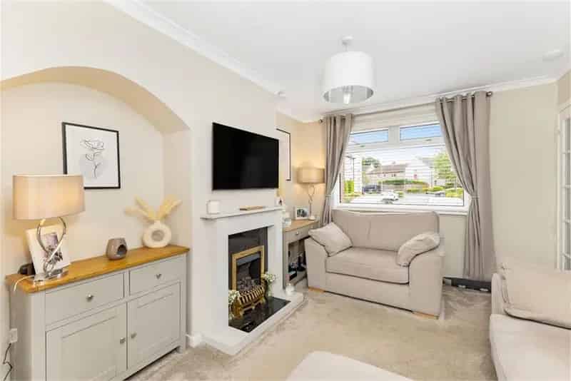 2 Bed Terraced House South Gyle - Modern Kitchen & Private Garden