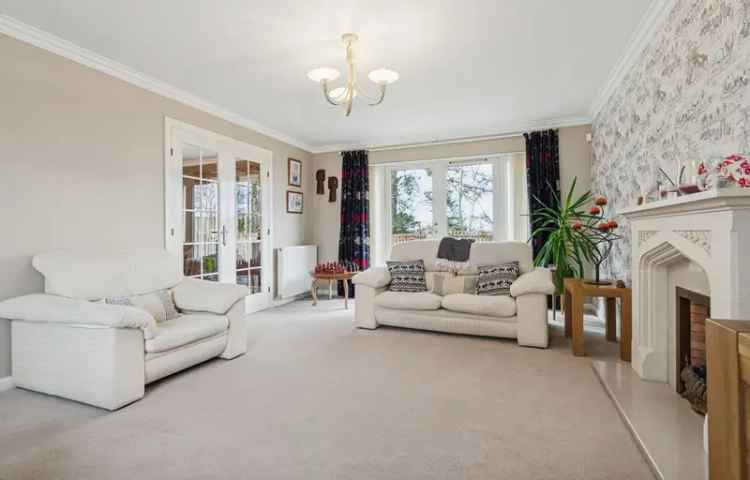Substantial Detached Family Home with Large Extension and Garden