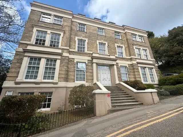 1 Bedroom Flat Bournemouth Town Centre