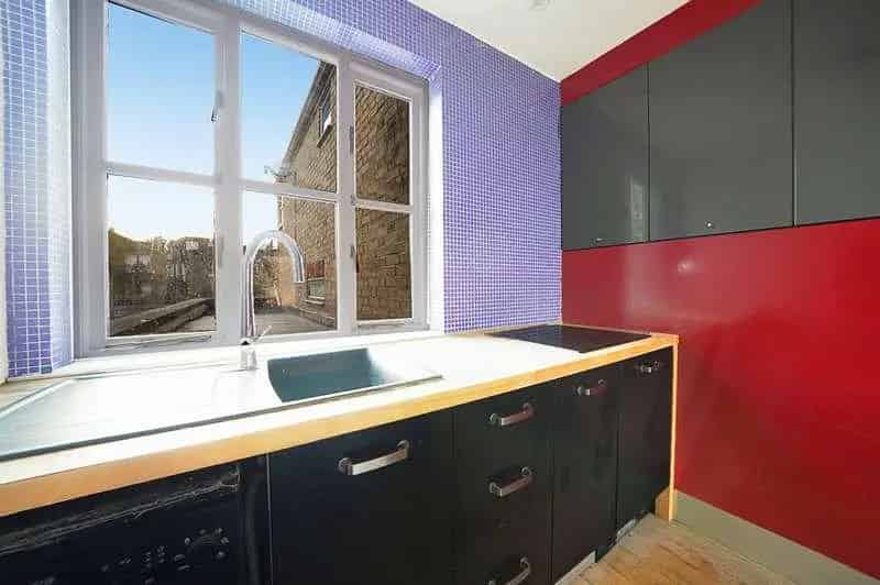 2 bed flat for sale