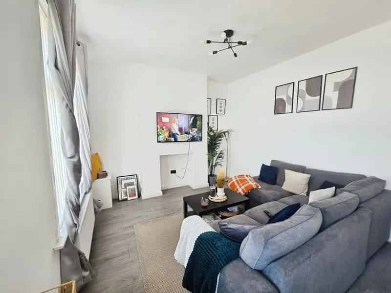 2 bedroom Mid Terrace House to rent, Platt Bridge, Greater Manchester, WN2